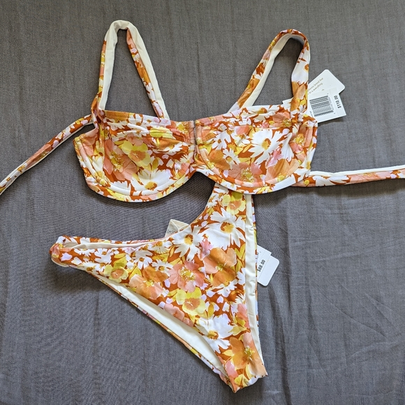 L*Space Camellia Cabana Bikini Set - Picture 1 of 10